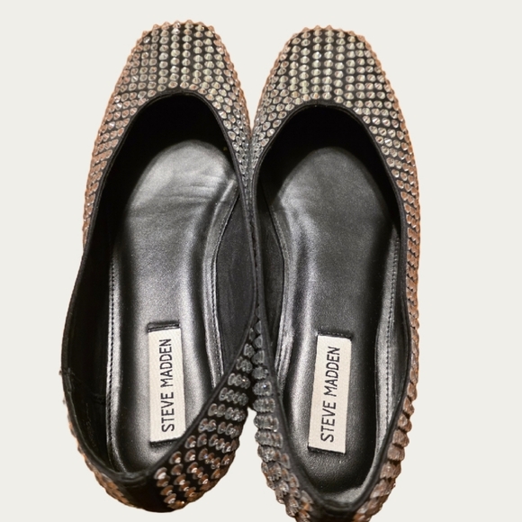 Steve Madden DELPHINE Black and Silver Studded Flats, SZ 10 - Picture 6 of 10